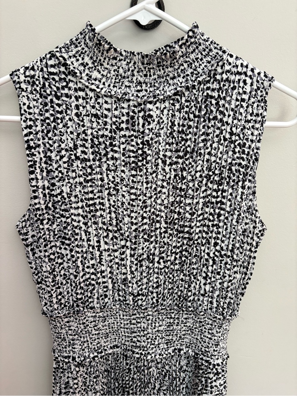 Nanette Lepore Pleated Smocked Mock Neck Midi Dress - Size 6 - Picture 4 of 7